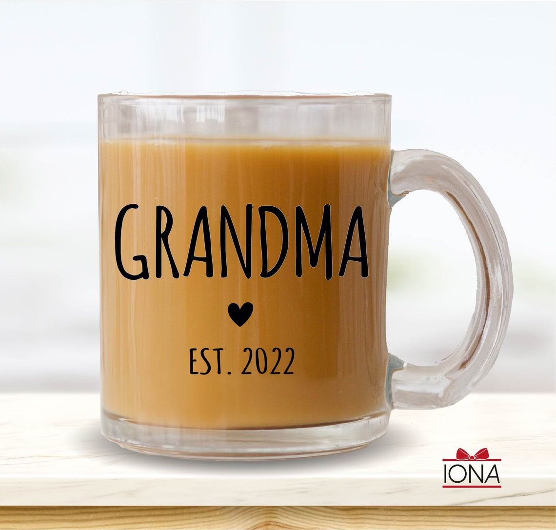 Personalized Grandma Glass Coffee Mug – Pregnancy Announcement to Grandma – New Grandma Gift Ideas